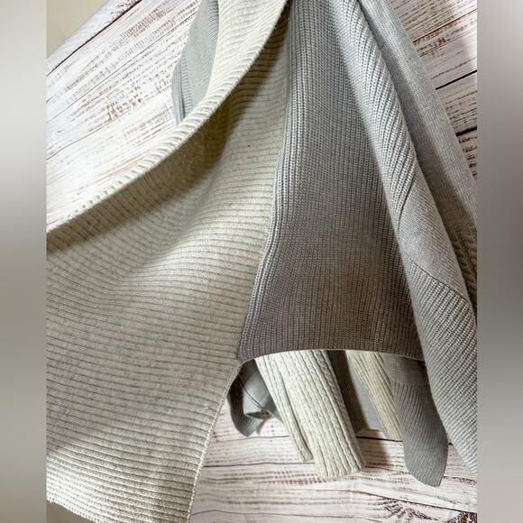 Fate Please Yourself Gray and Cream Open Shawl Chunky Cardigan, EUC, Small - Picture 10 of 16